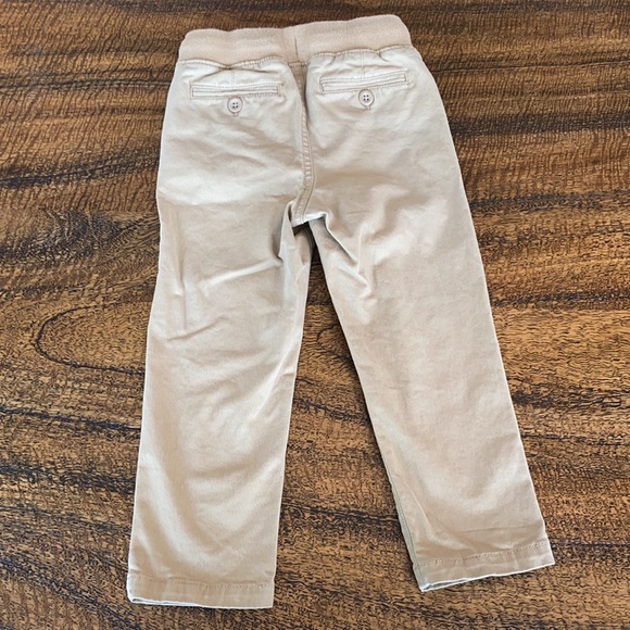 Gap size 3t boys khaki pants. - Picture 2 of 3